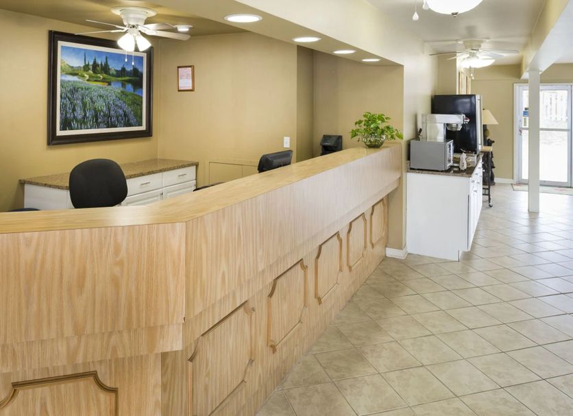 Front desk Photo