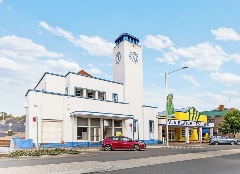 Building Photo