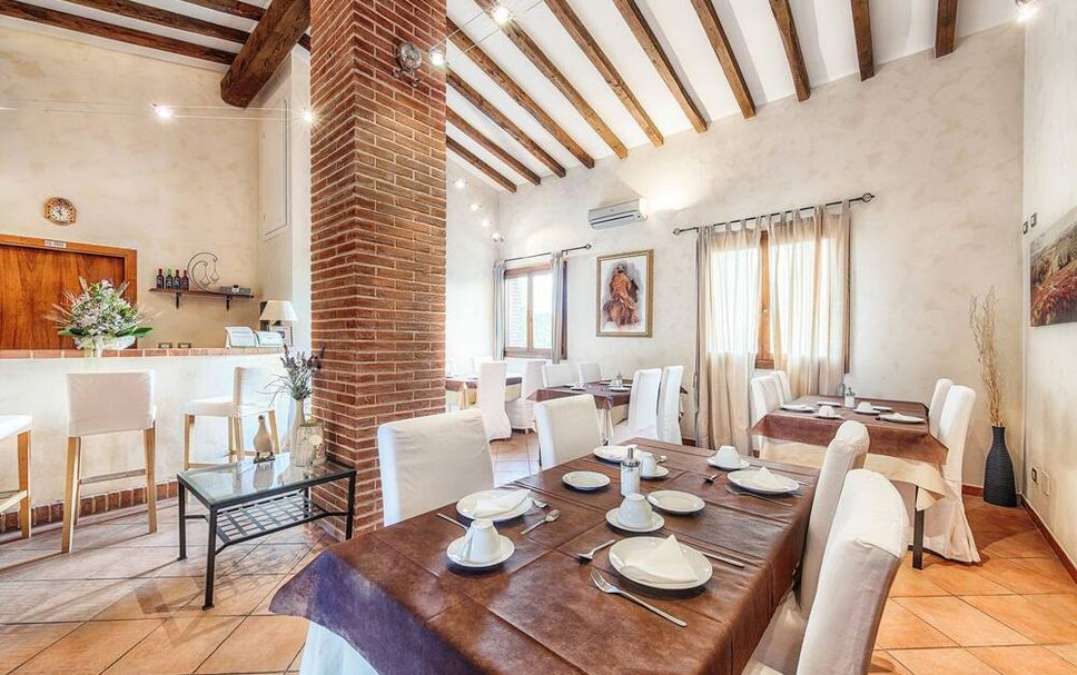 Dining room Photo