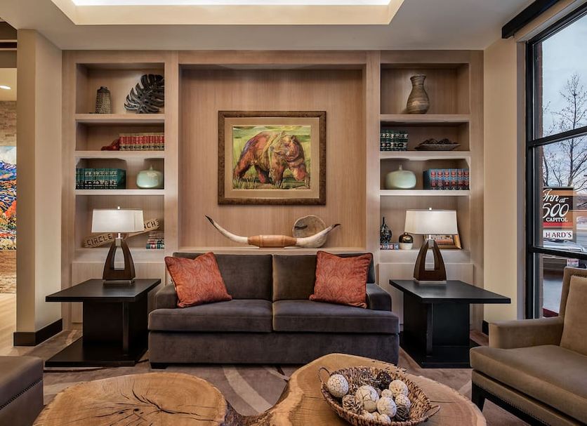 Lounge Photo