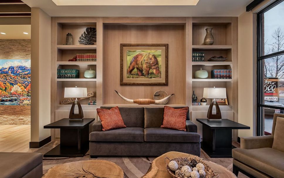 Lounge Photo
