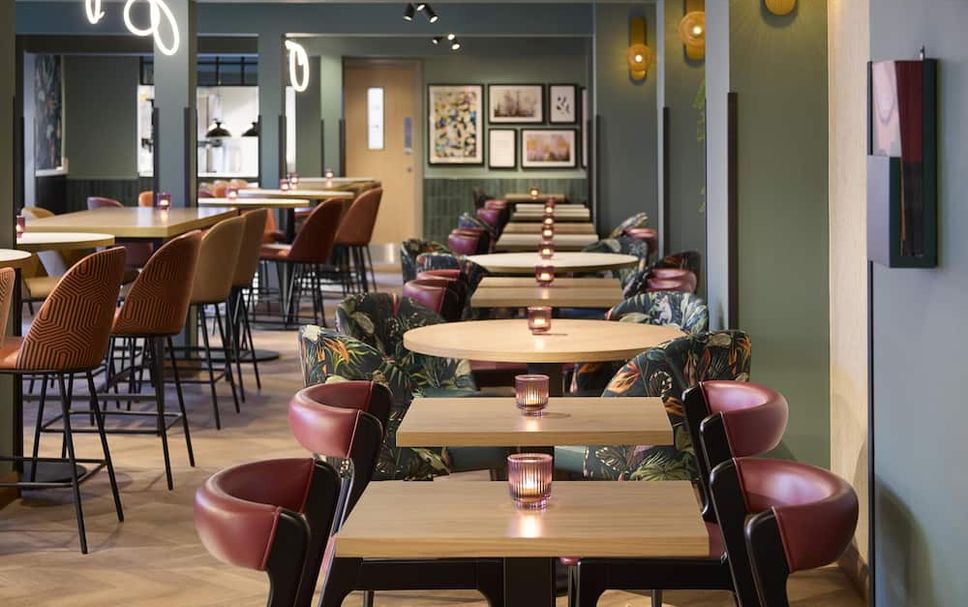 Restaurant Photo
