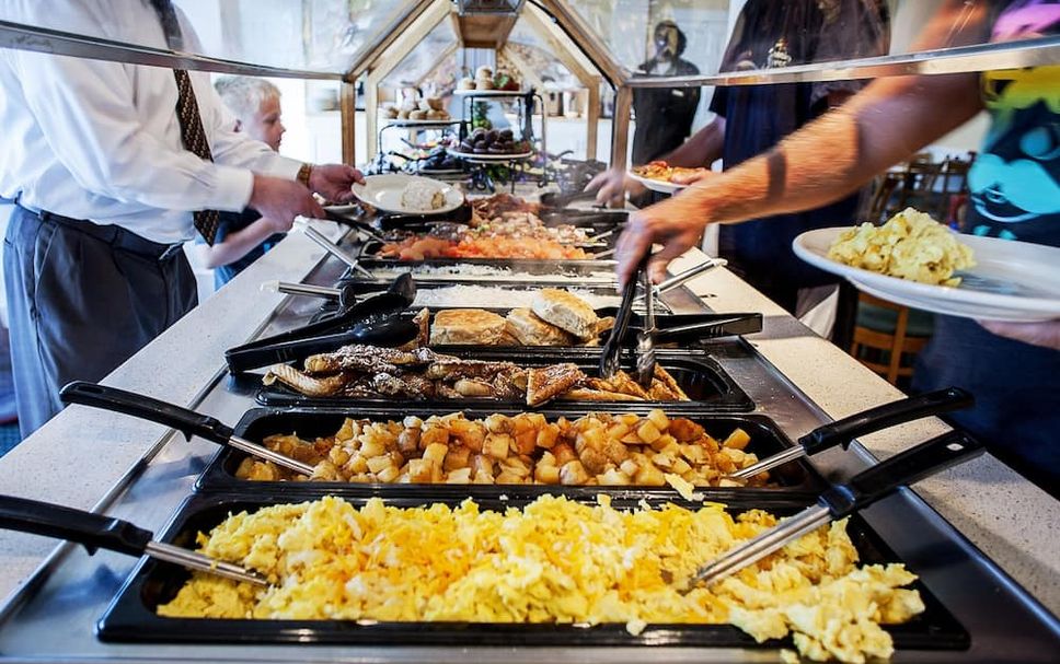 Buffet Photo