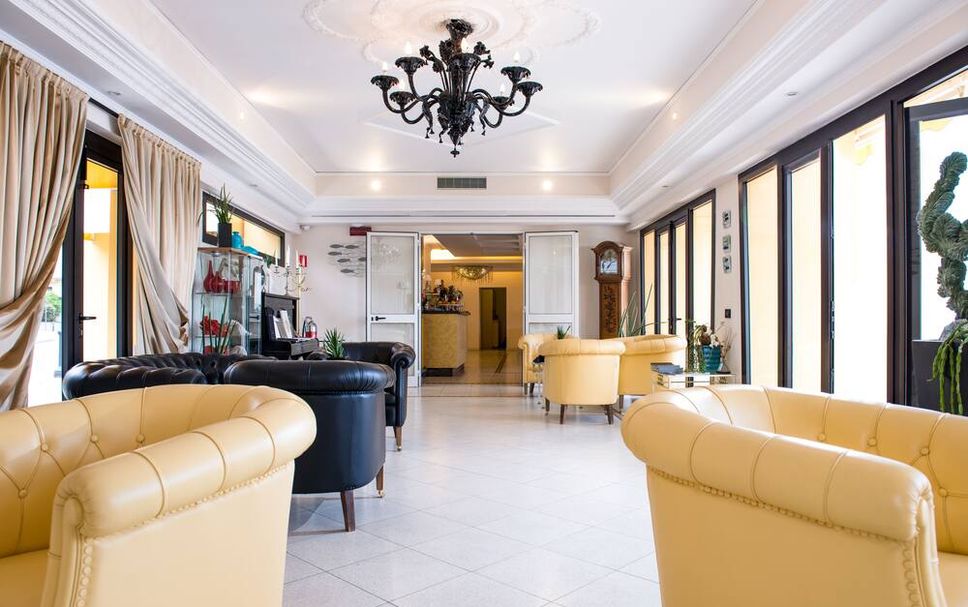 Lobby Photo