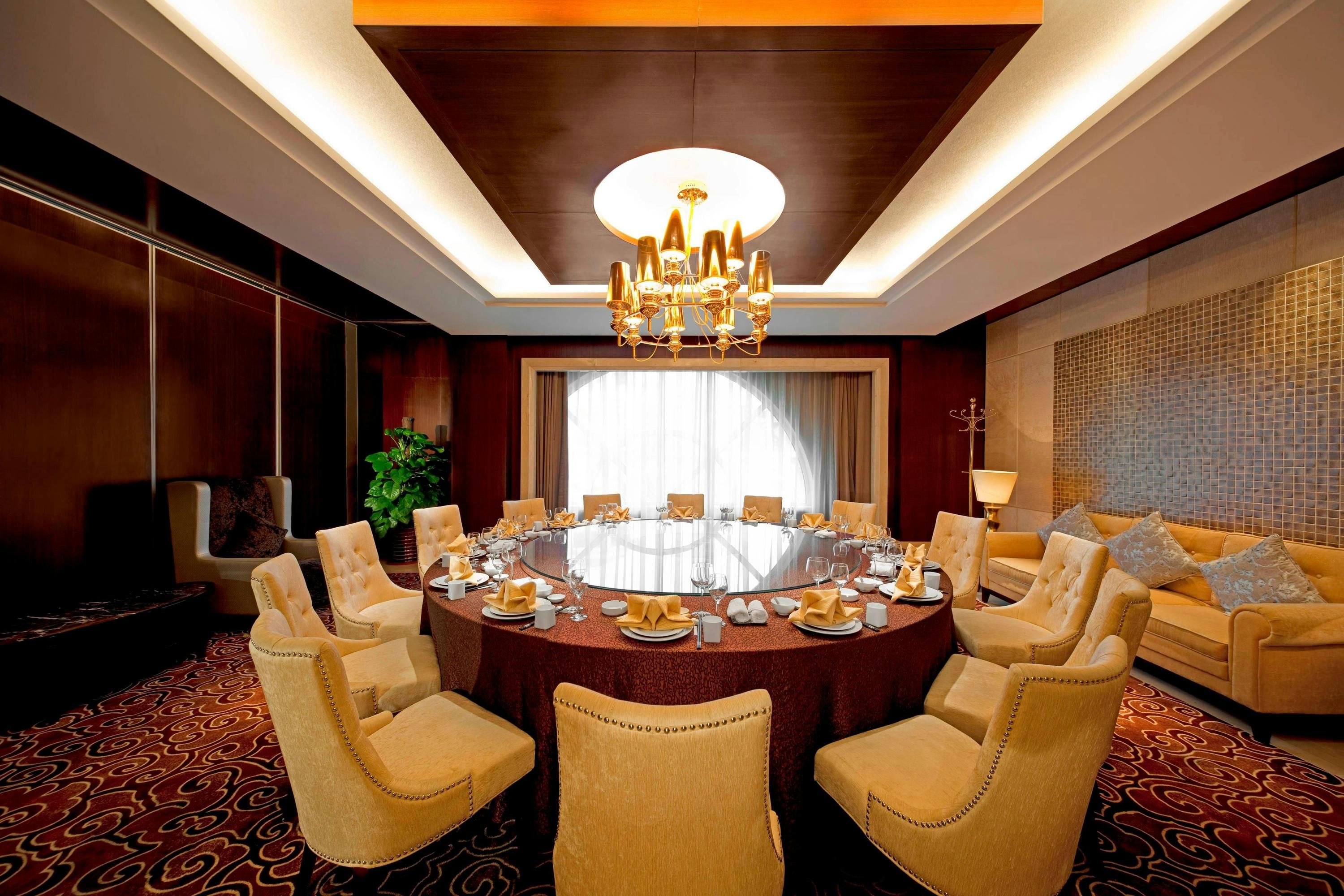 Banquet hall
