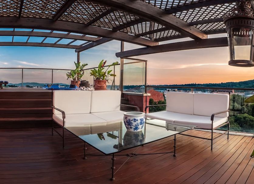 Balcony Photo