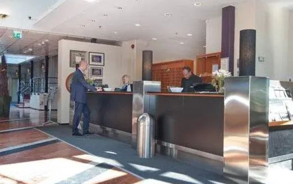 Front desk Photo