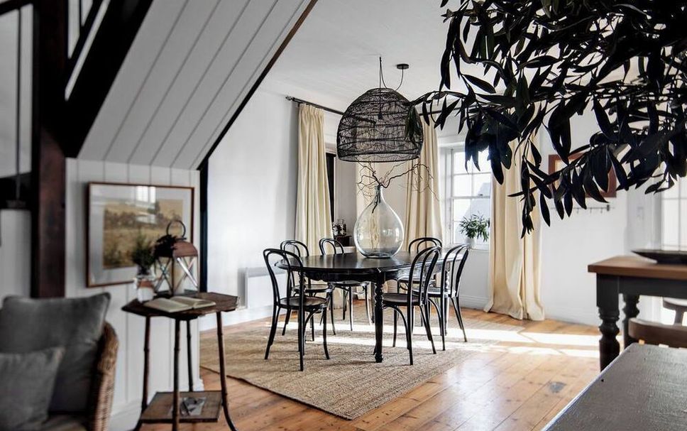 Dining room Photo