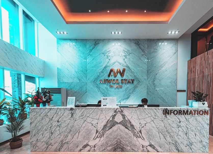 Front desk Photo