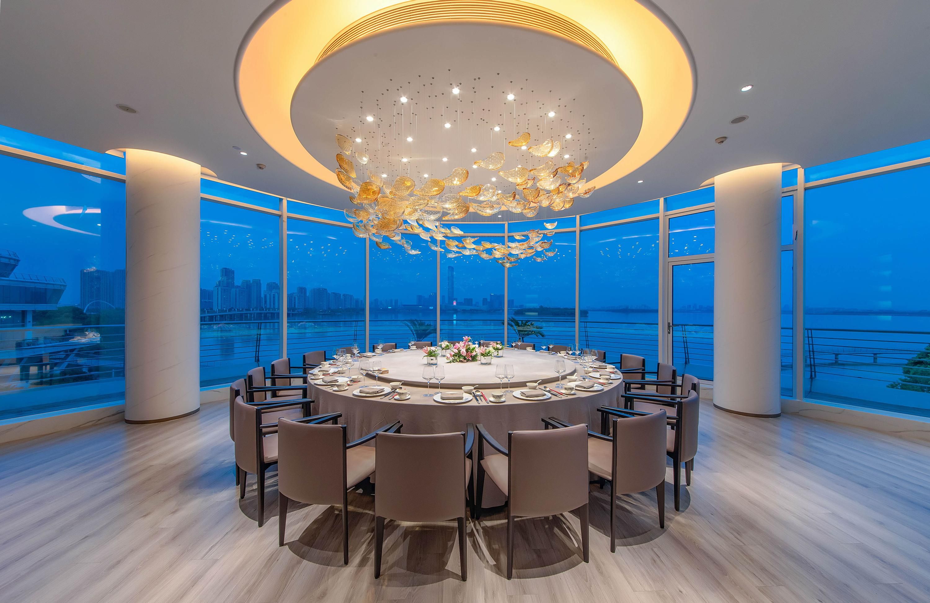 Banquet hall