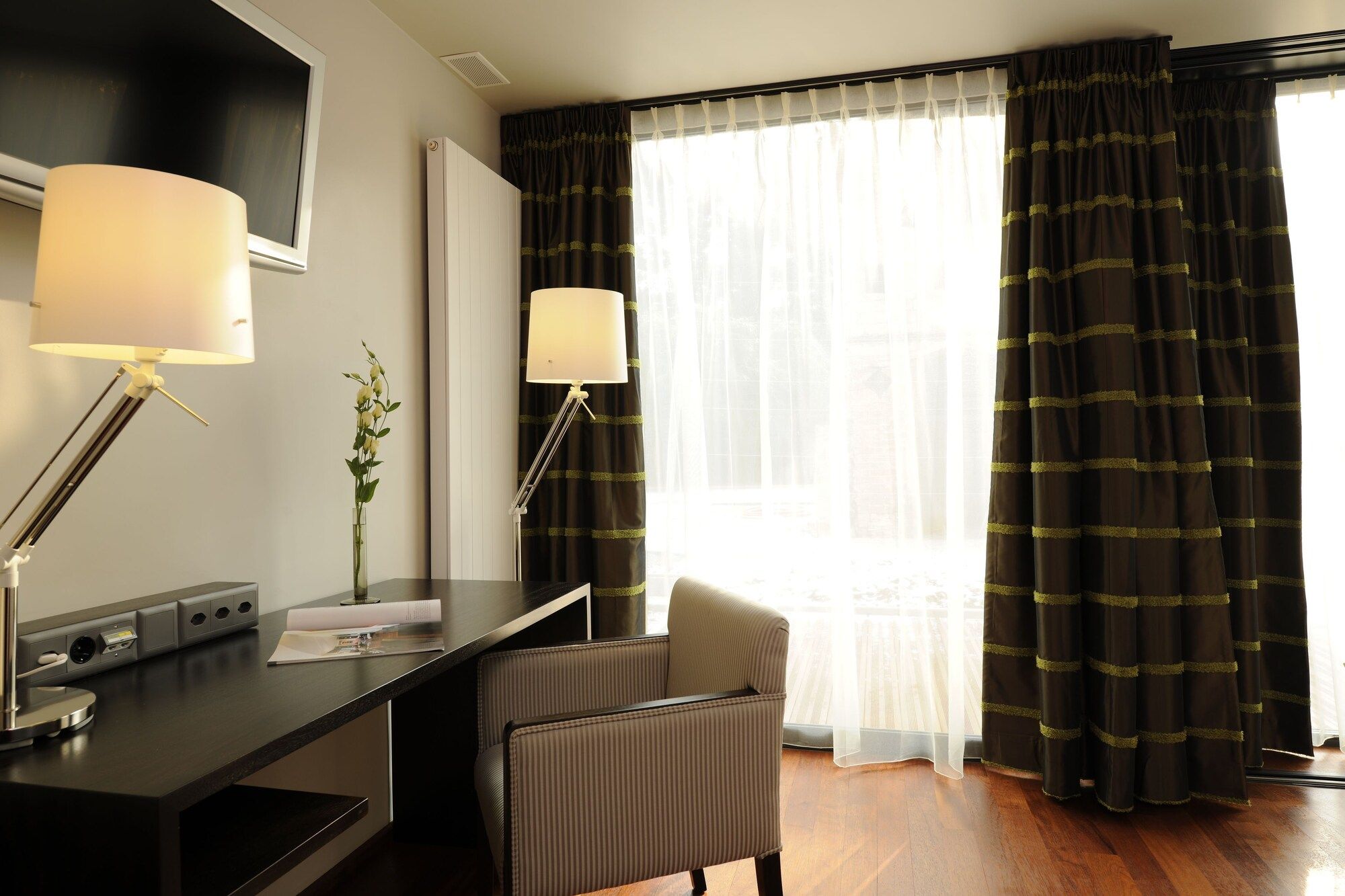 Room amenity