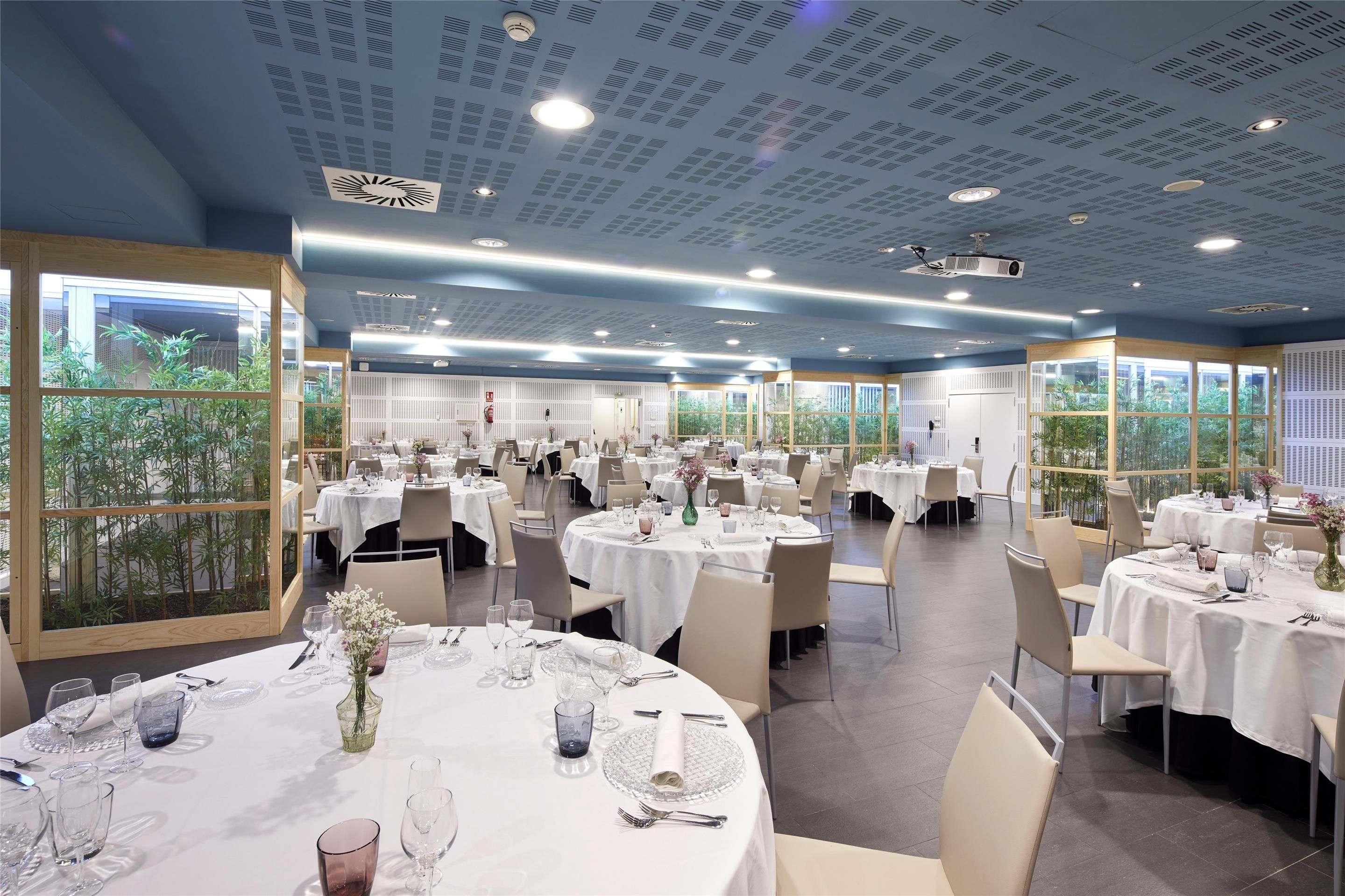 Banquet hall