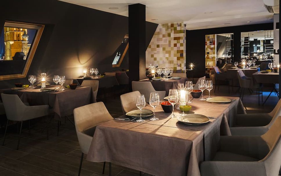 Restaurant Photo