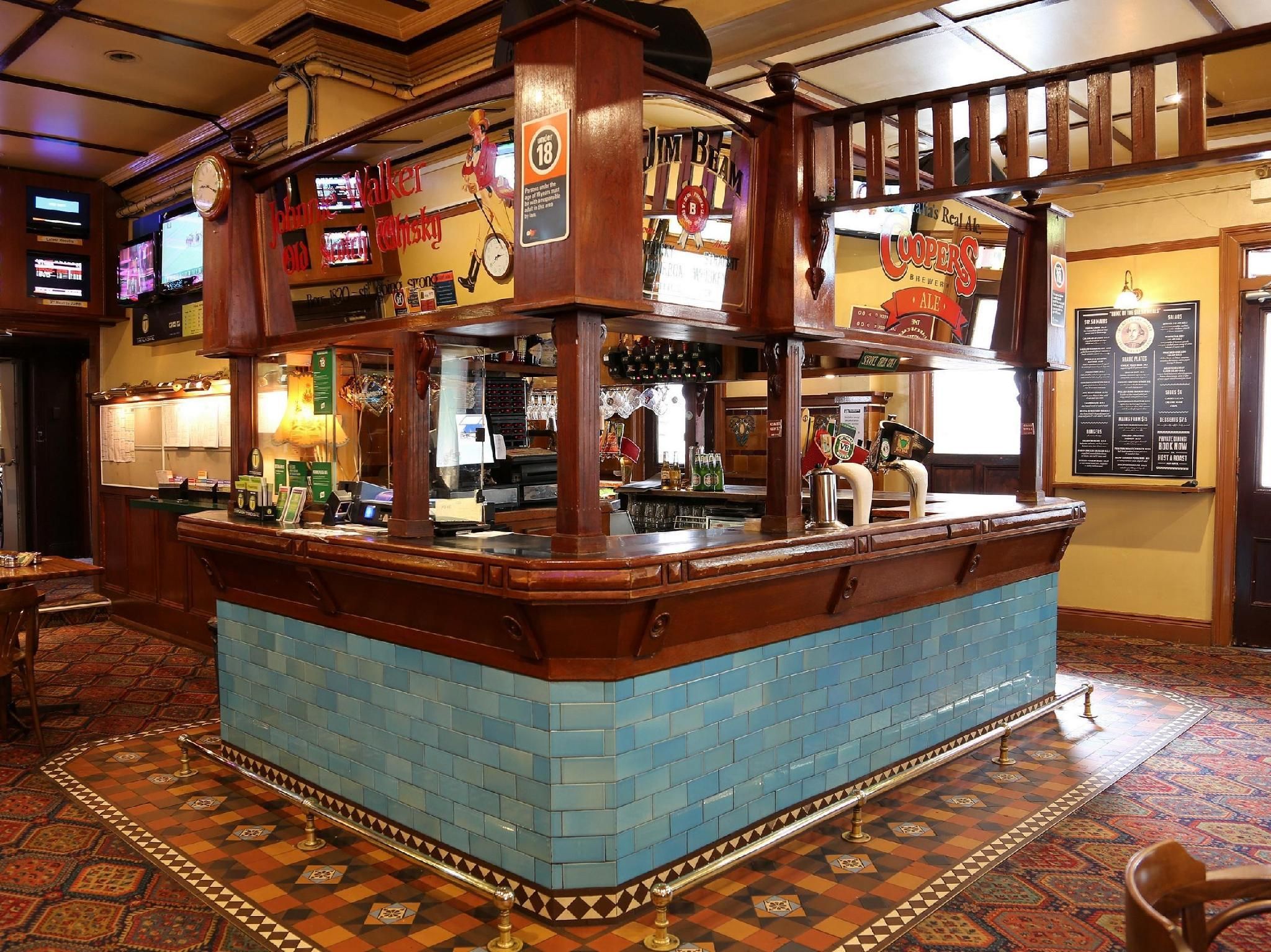 Bar Photo