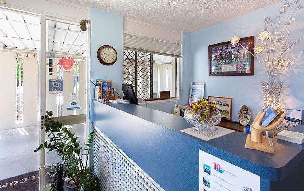 Front desk Photo