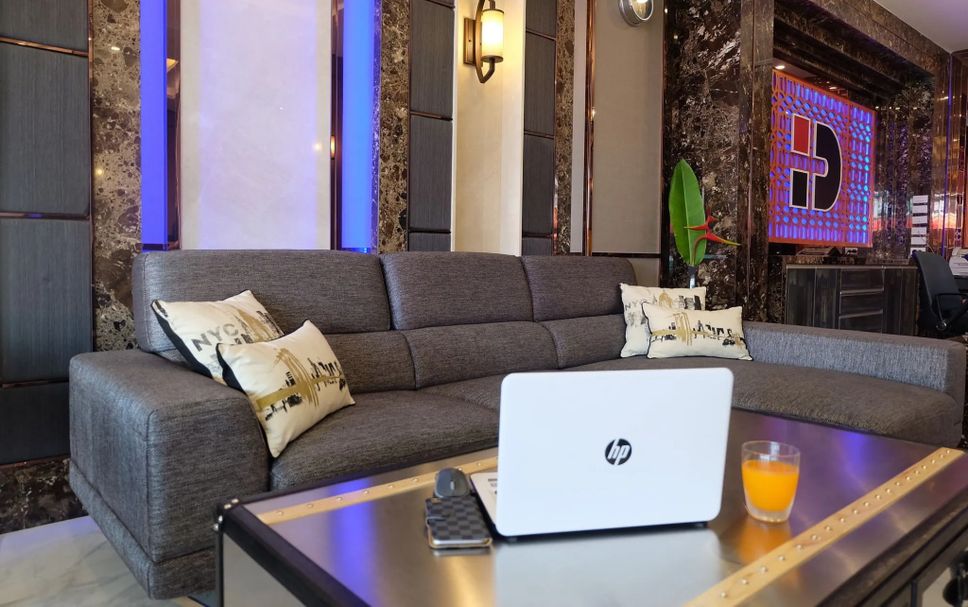 Lounge Photo