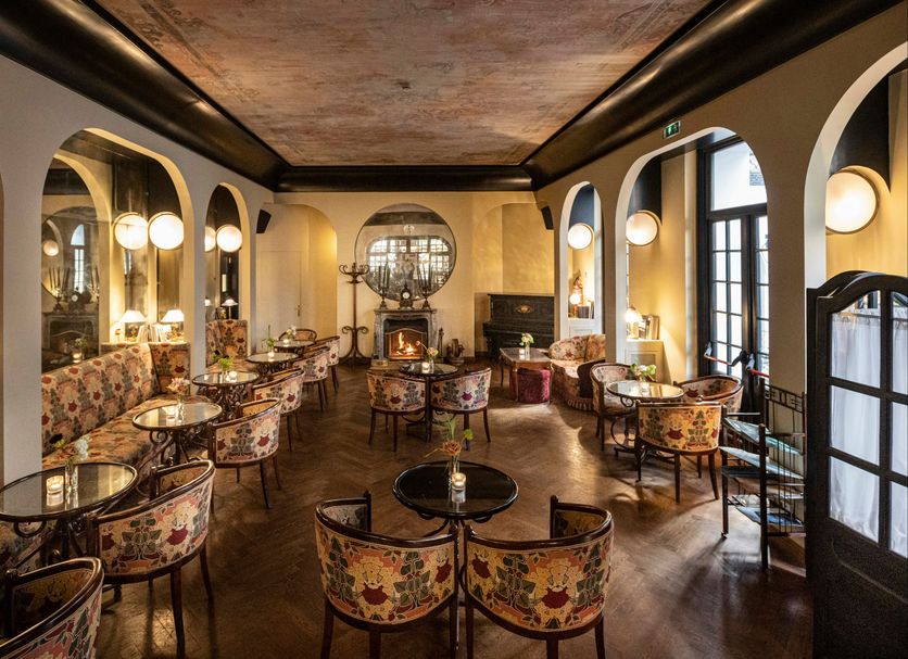 Restaurant Photo