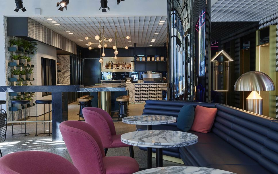 Restaurant Photo