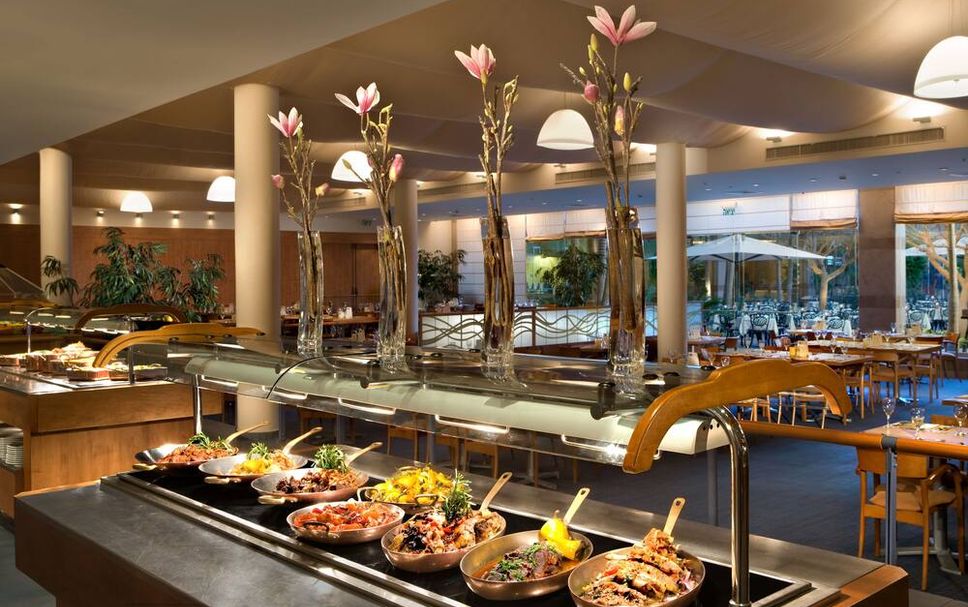 Buffet Photo