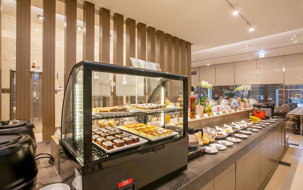 Buffet Photo