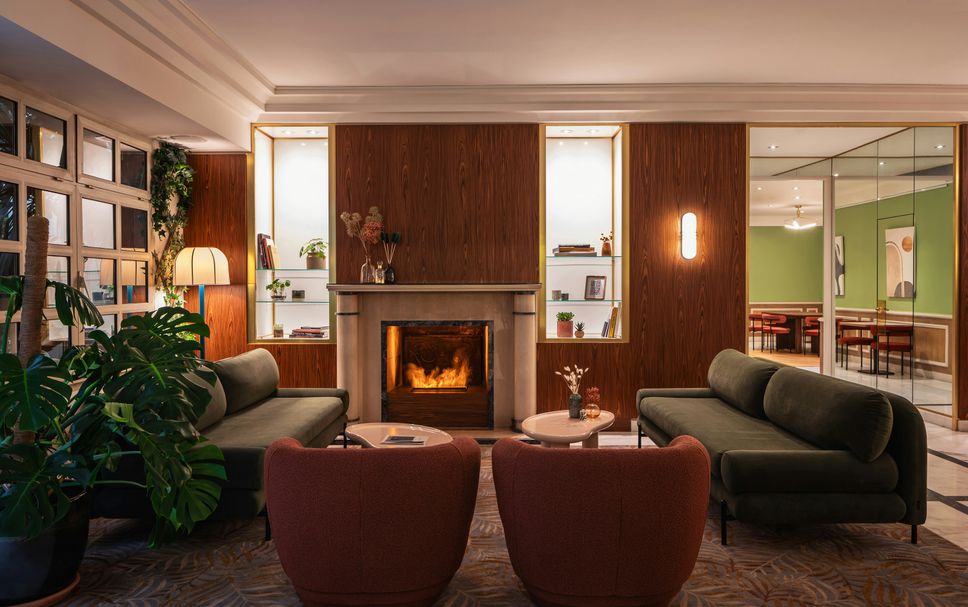 Lounge Photo
