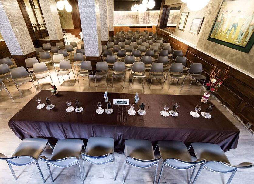 Conference room Photo