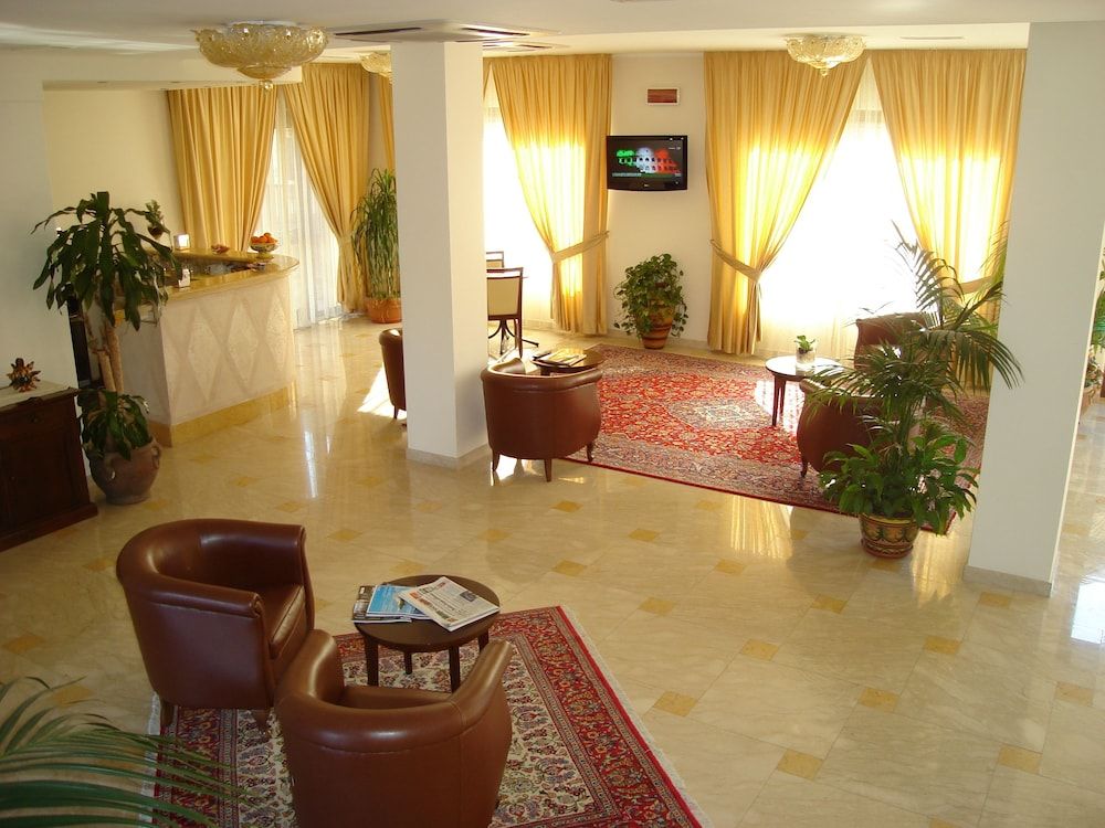 Lobby Photo