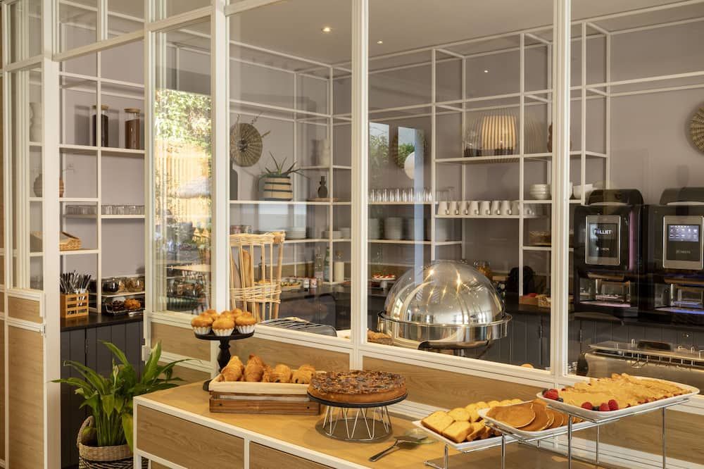 Buffet Photo