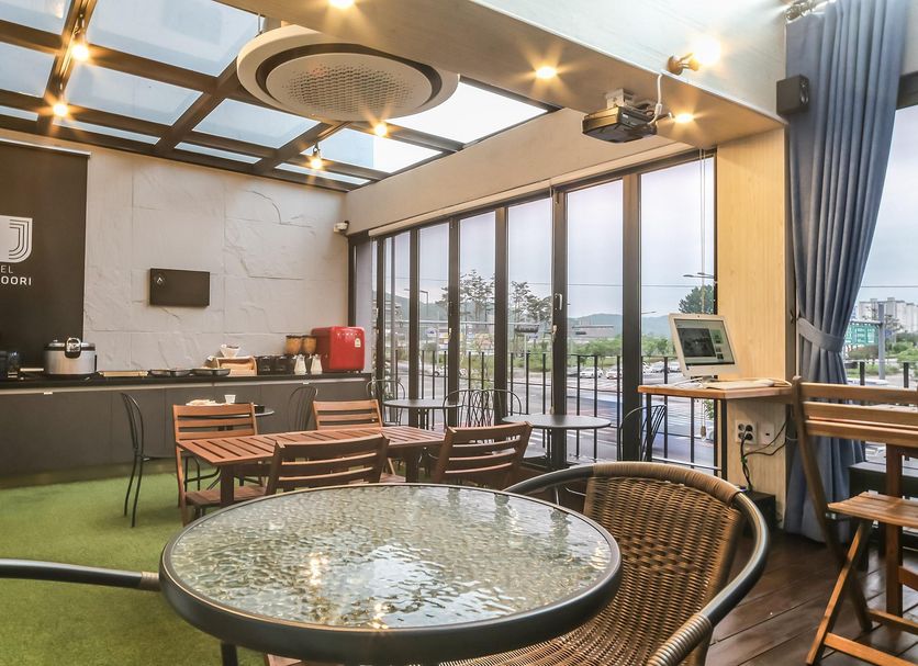 Dining room Photo