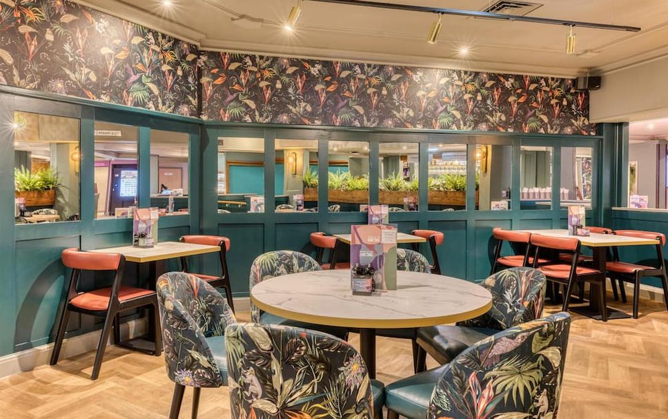 Restaurant Photo