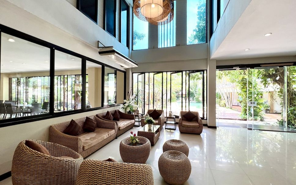 Lobby Photo