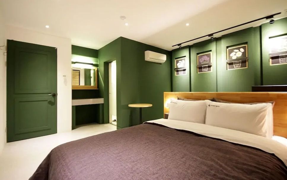 Bedroom Photo