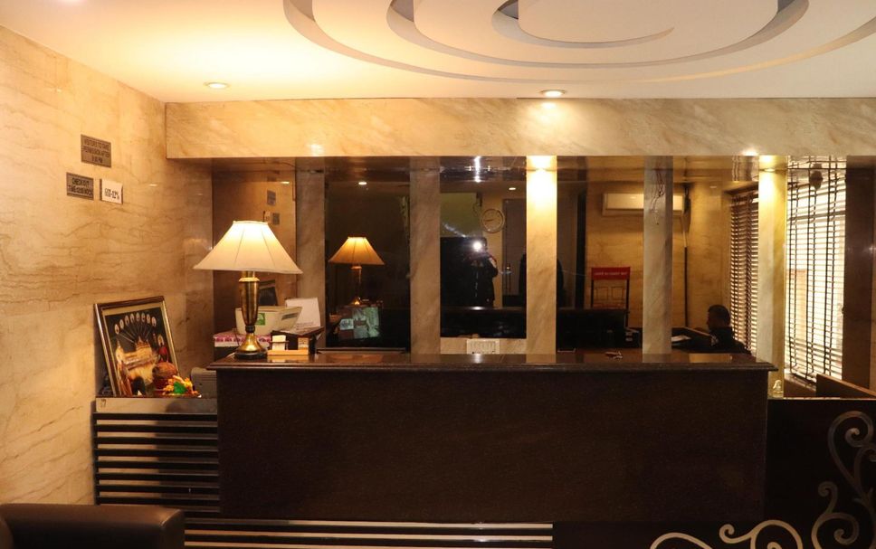 Front desk Photo