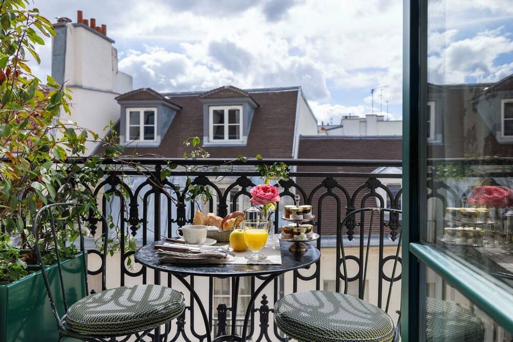 Balcony Photo