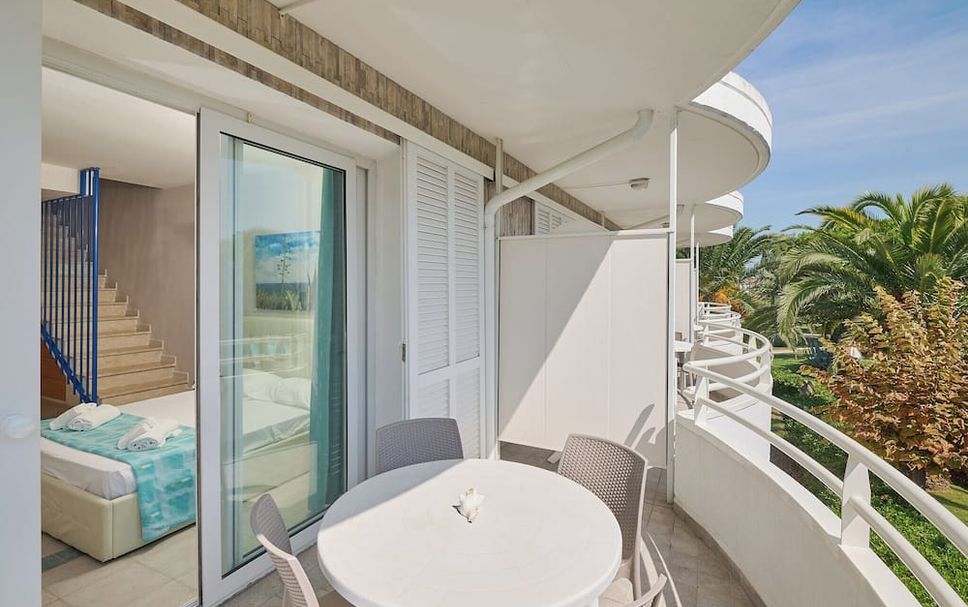 Balcony Photo
