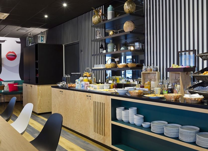 Buffet Photo
