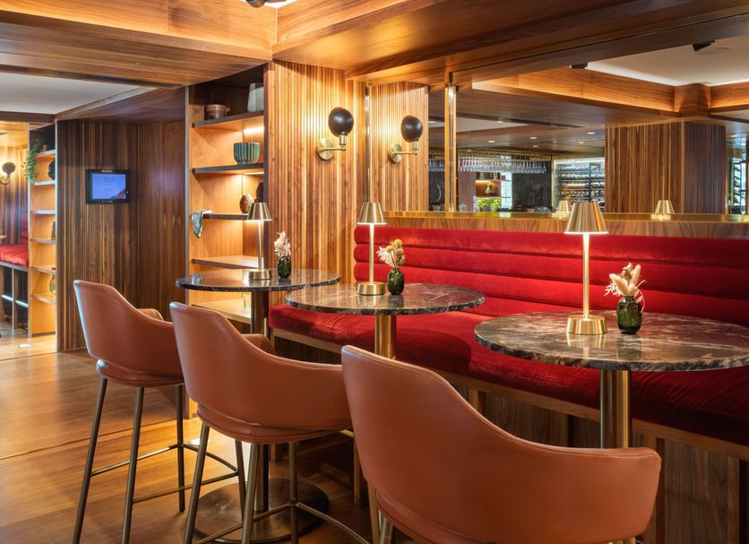Bar Photo