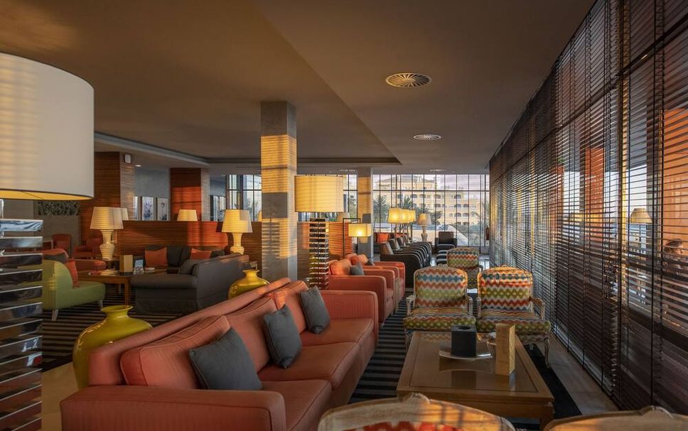 Lounge Photo