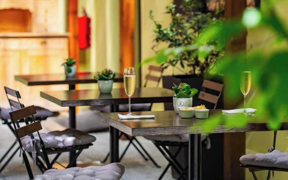 Restaurant Photo