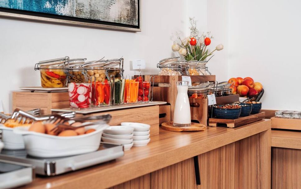 Buffet Photo
