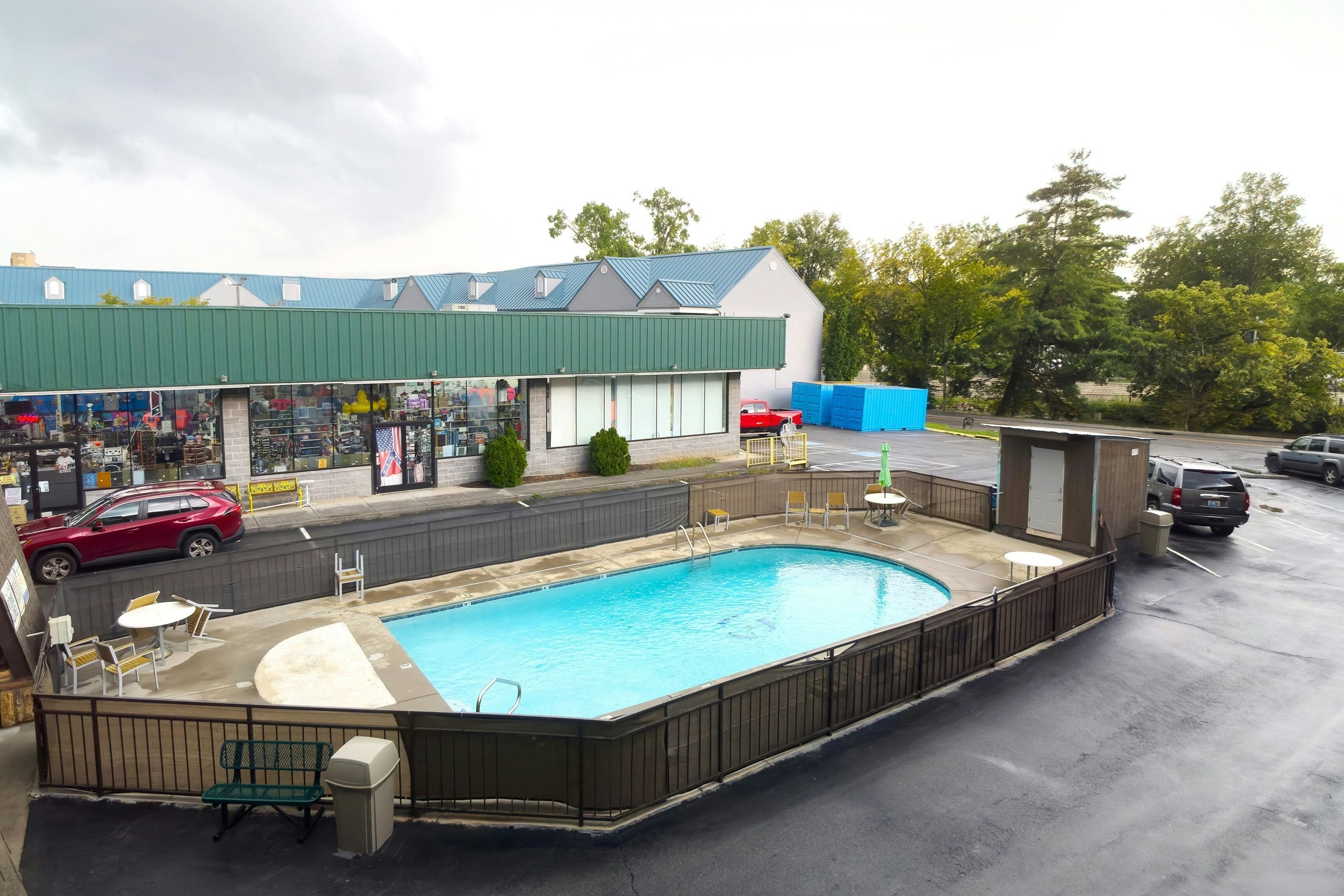 Pool