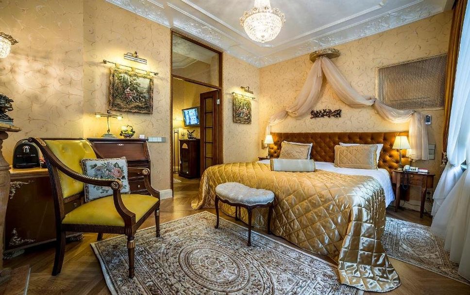 Bedroom Photo