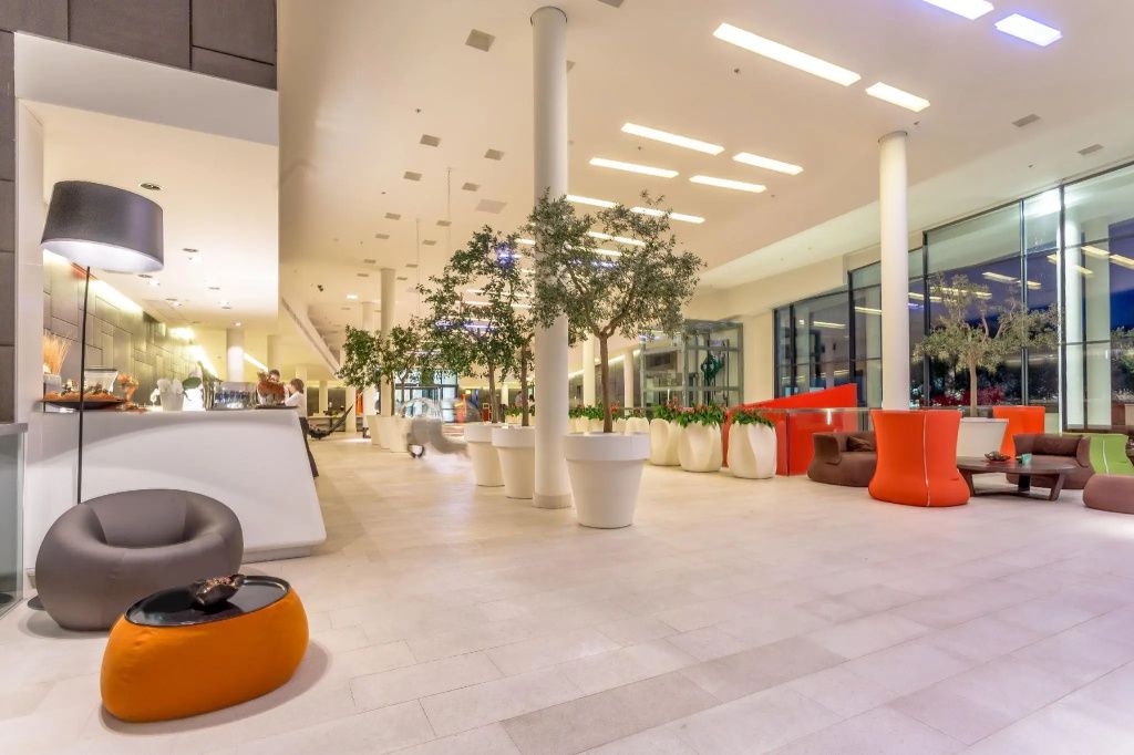 Lobby Photo