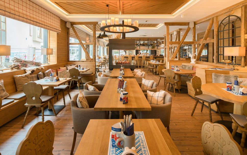 Restaurant Photo