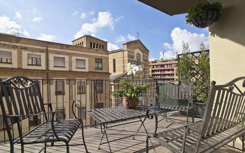 Balcony Photo
