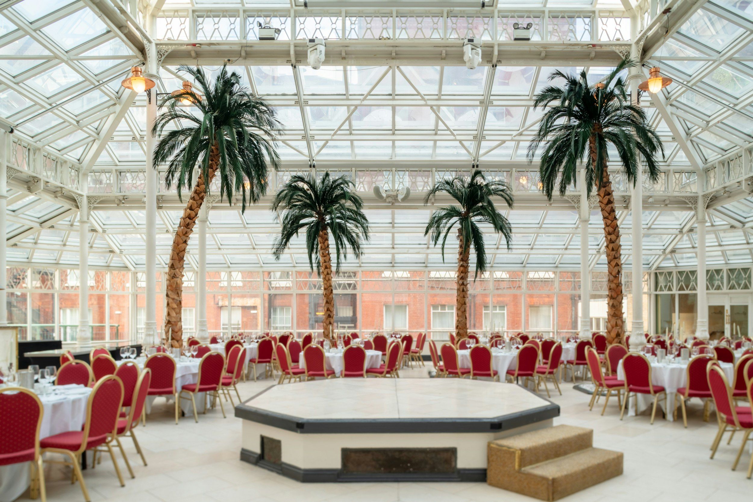 Banquet hall