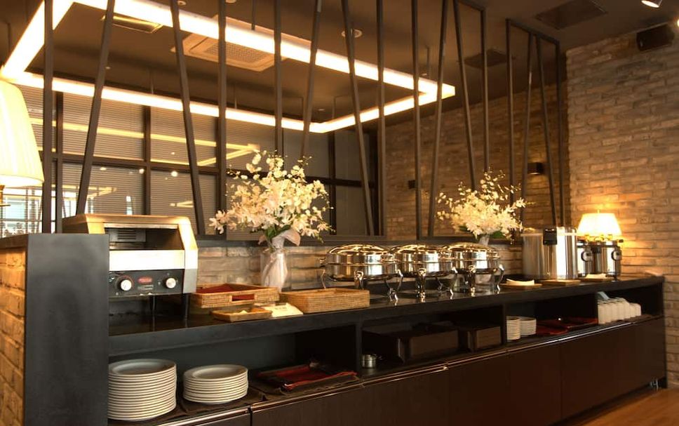 Buffet Photo