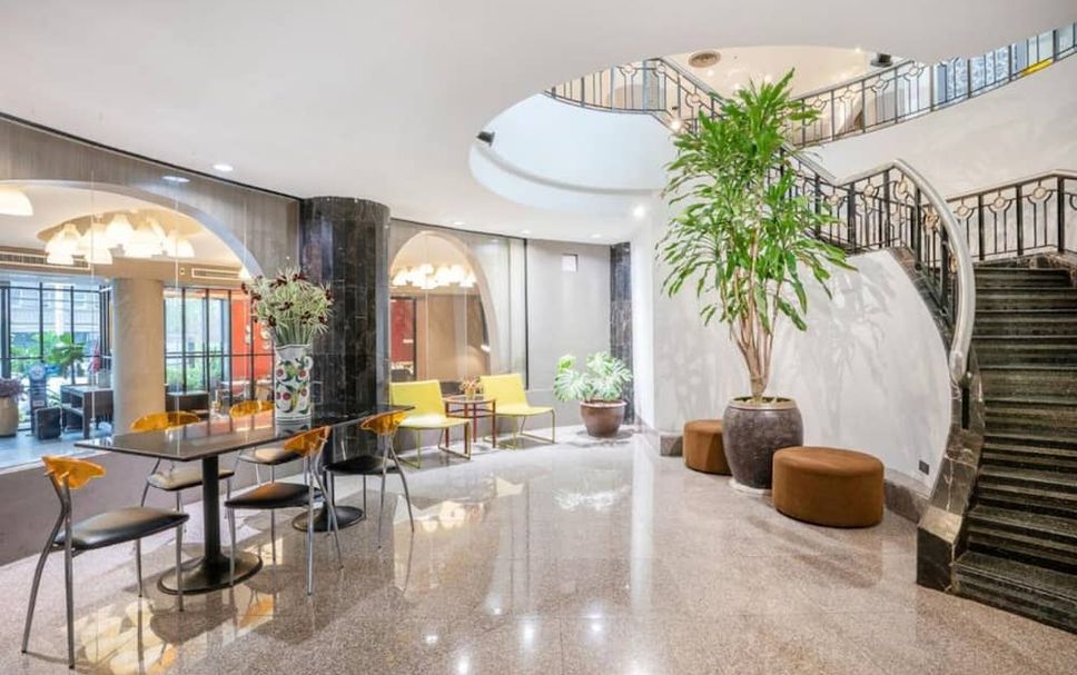 Lobby Photo
