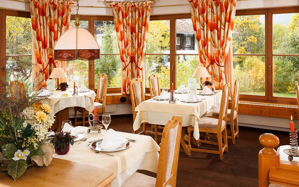Restaurant Photo