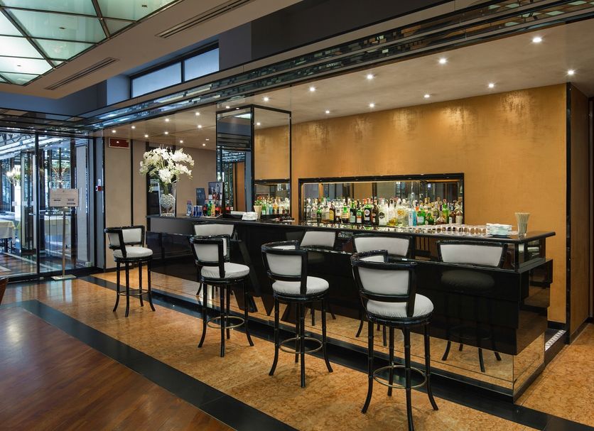 Bar Photo